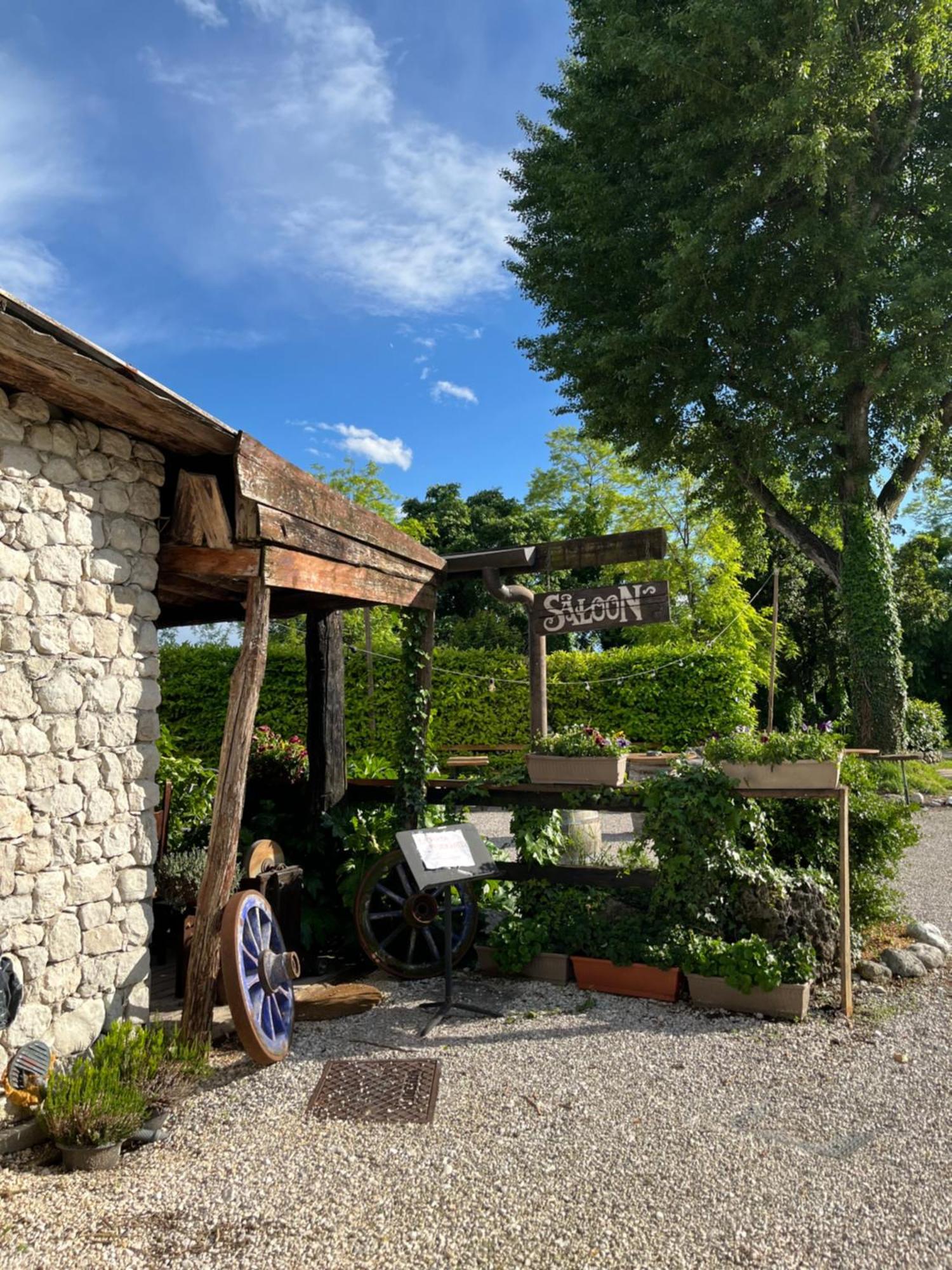 Agriturismo Al Ranch Castello dʼAviano المظهر الخارجي الصورة