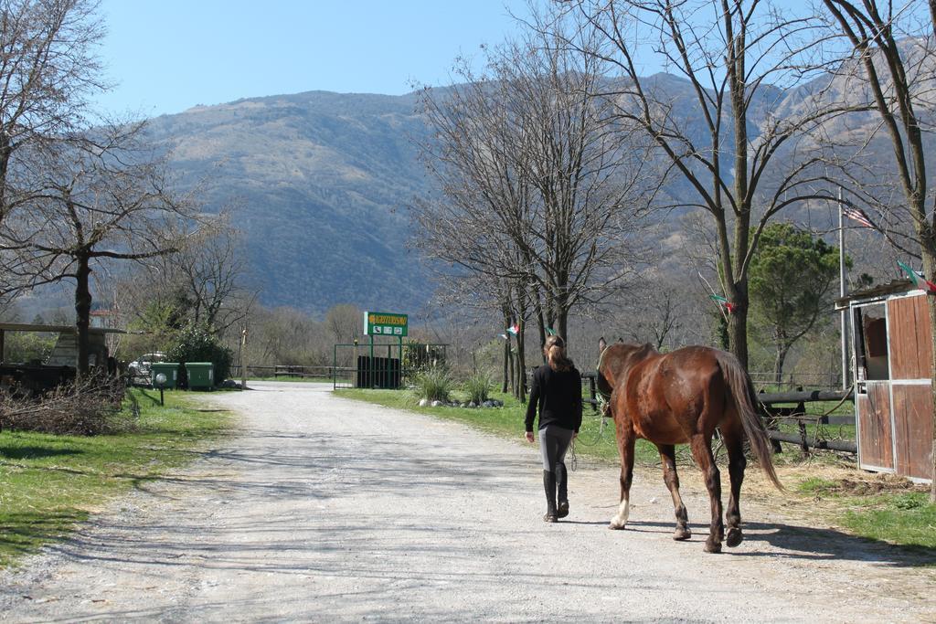 Agriturismo Al Ranch Castello dʼAviano المظهر الخارجي الصورة