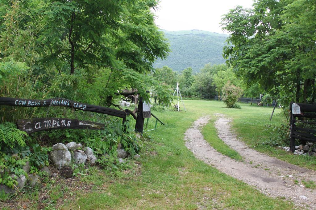 Agriturismo Al Ranch Castello dʼAviano المظهر الخارجي الصورة