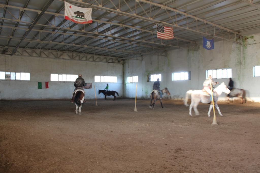 Agriturismo Al Ranch Castello dʼAviano المظهر الخارجي الصورة